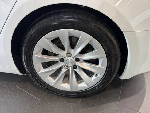Used 2018 Tesla Model S 75D AWD/4WD image 31