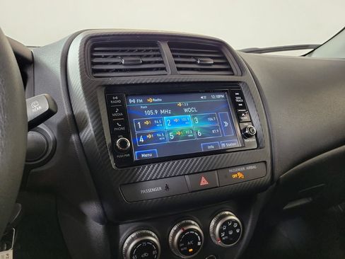 Used 2025 Mitsubishi Outlander Sport AWD image 19