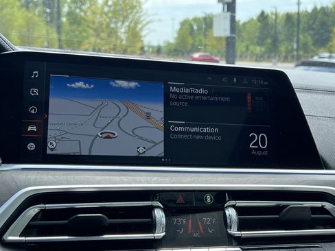 Used 2022 BMW X5 sDrive40i w/ Luxury Seating Package RWD image 25