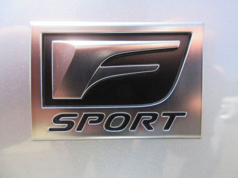 New 2026 Lexus TX 500h AWD image 3