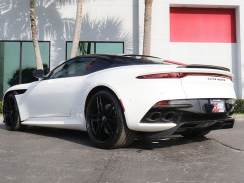 Used 2019 Aston Martin DBS Superleggera image 35