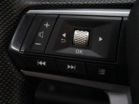 Used 2022 Mitsubishi Outlander ES image 12