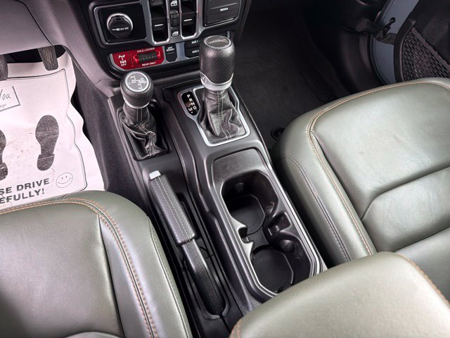Used 2024 Jeep Gladiator Mojave AWD/4WD image 24