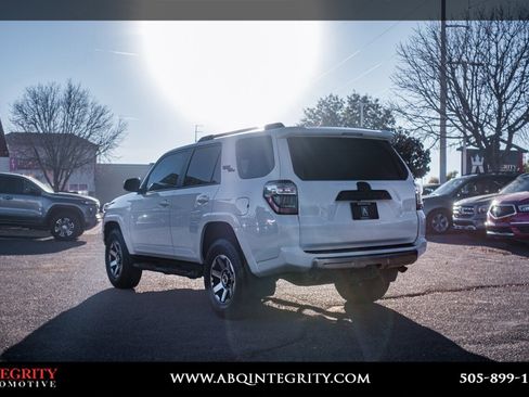 Used 2023 Toyota 4Runner TRD Off-Road image 5