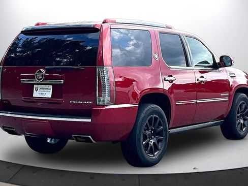 Used 2014 Cadillac Escalade Premium AWD/4WD image 9