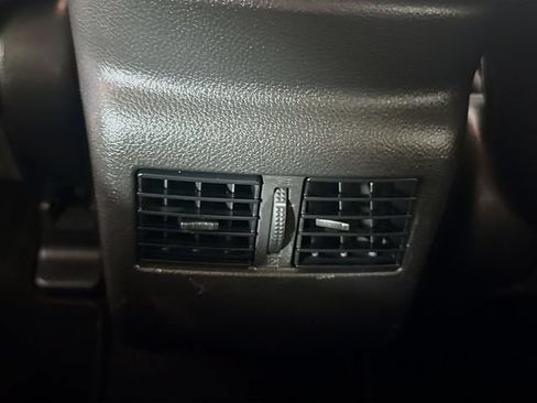 Used 2011 Nissan Murano AWD/4WD image 23