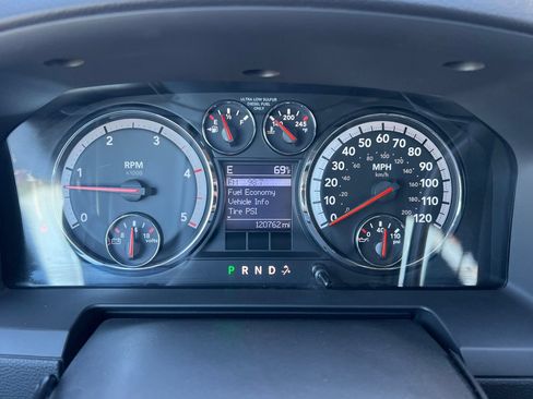 Used 2010 Dodge Ram 2500 Truck Laramie AWD/4WD image 22