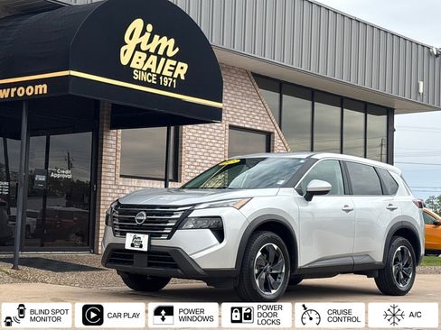 Used 2025 Nissan Rogue SV AWD/4WD image 1