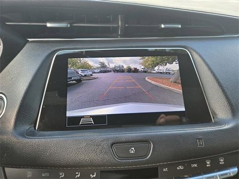 Used 2020 Cadillac XT4 Premium Luxury w/ Cold Weather Package image 10