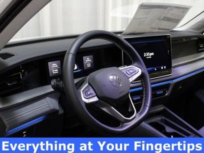 New 2026 Volkswagen Tiguan SE