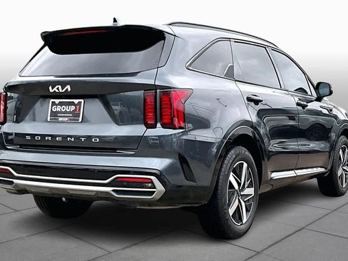 Used 2022 Kia Sorento EX w/ Panoramic Sunroof Package image 13