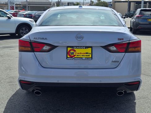Used 2025 Nissan Altima 2.5 SR AWD/4WD image 31