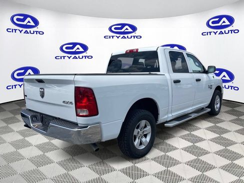 Used 2023 RAM 1500 Classic SLT AWD/4WD image 3