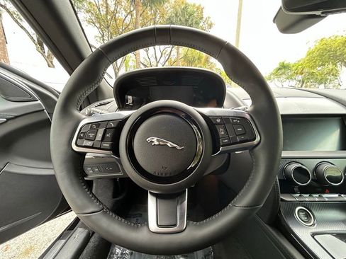 Used 2024 Jaguar F-TYPE R-Dynamic RWD image 15