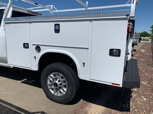 New 2026 GMC Sierra 2500 Pro w/ Convenience Package RWD image 11