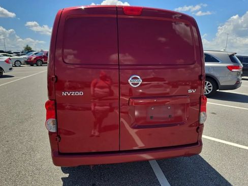 Used 2019 Nissan NV200 SV w/ Navigation Package FWD image 4