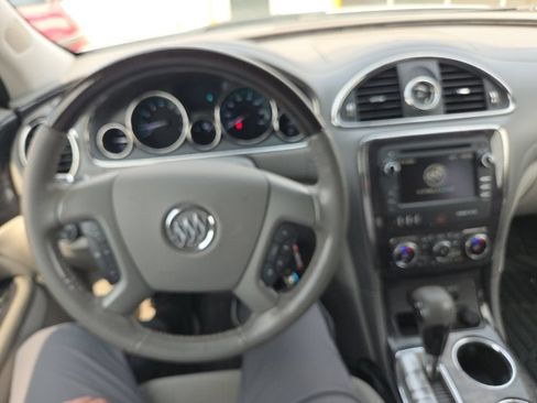 Used 2017 Buick Enclave Convenience FWD image 18