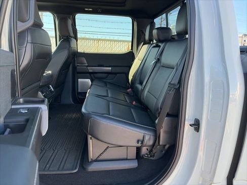 Used 2024 Ford F150 Lariat w/ Equipment Group 502A High image 8