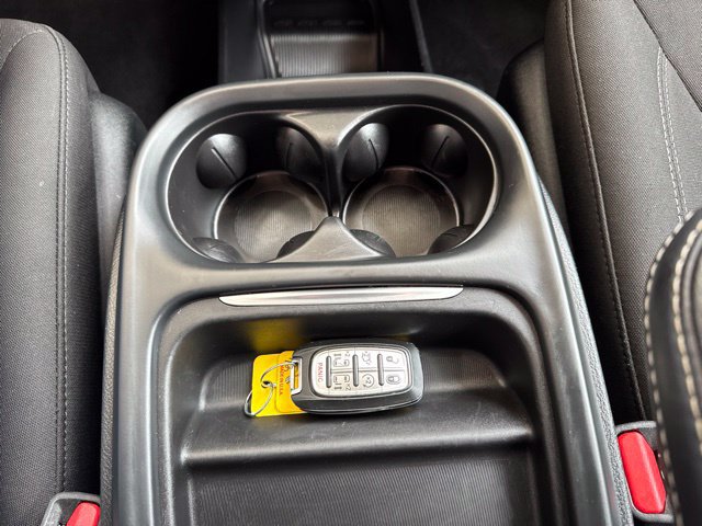 Used 2023 Chrysler Pacifica Touring FWD image 27