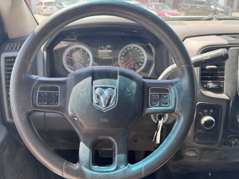 Used 2013 RAM 2500 Tradesman w/ Chrome Appearance Group AWD/4WD image 17