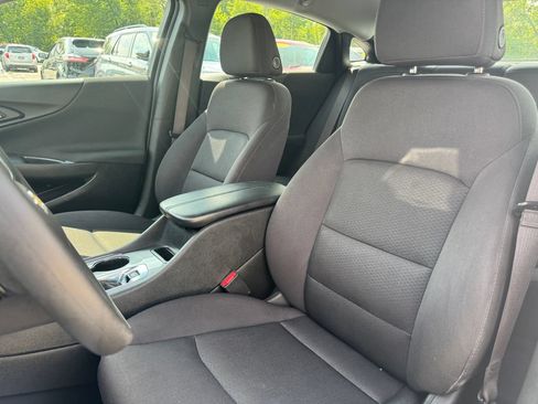 Used 2024 Chevrolet Malibu LT FWD image 16