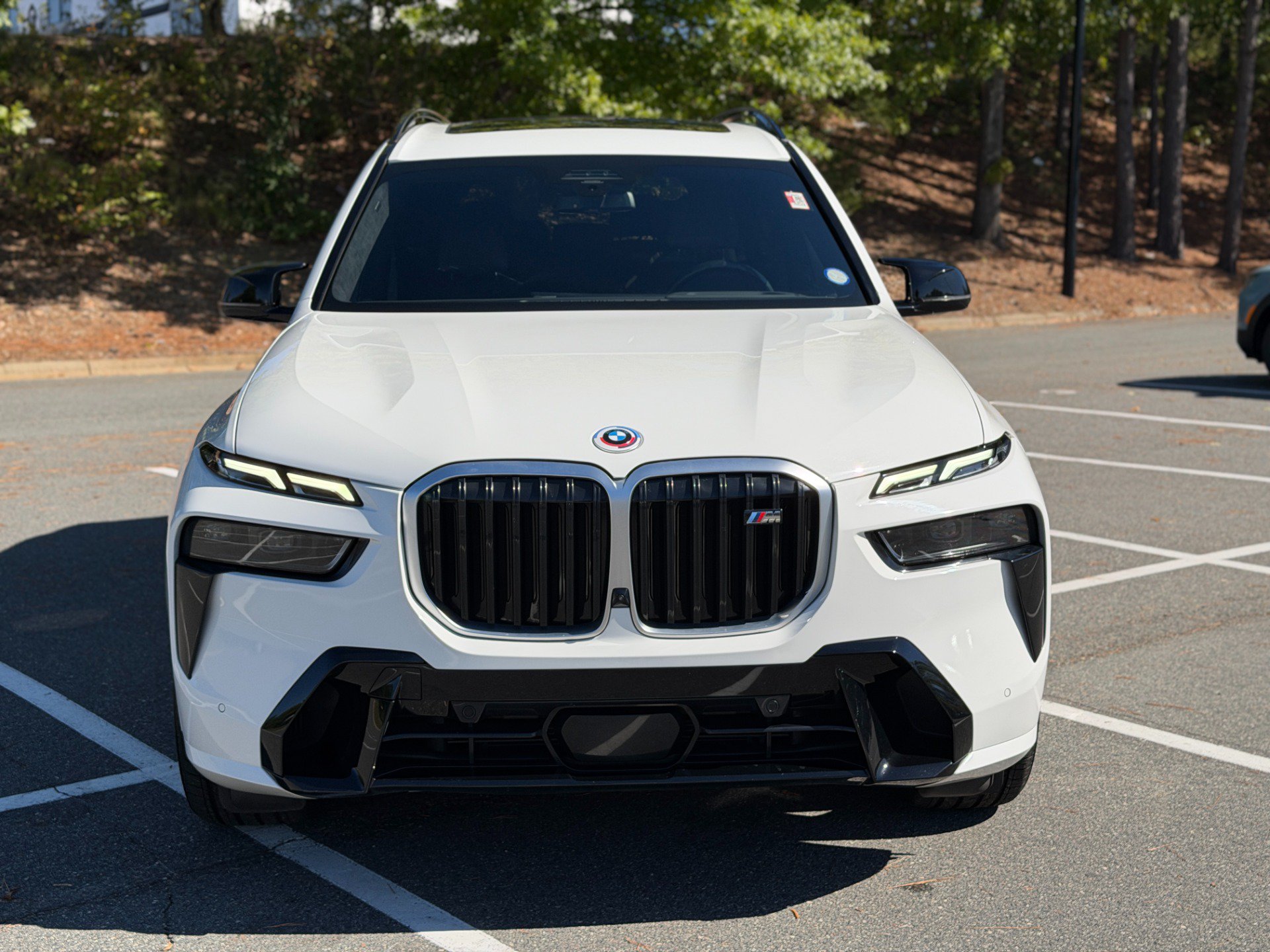 Used 2023 BMW X7 M60i AWD/4WD image 2
