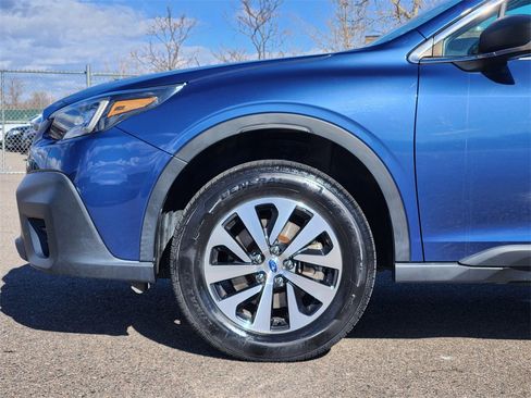 Used 2020 Subaru Outback 2.5i image 5
