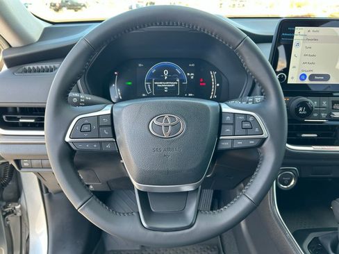 Used 2026 Toyota Grand Highlander XLE image 12