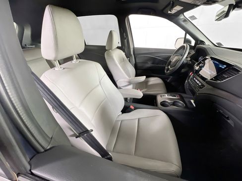 Used 2022 Honda Passport EX-L image 27