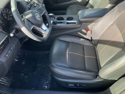 Used 2022 Nissan Altima 2.5 SR w/ Midnight Edition Package image 13