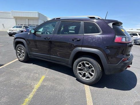 Used 2021 Jeep Cherokee Trailhawk AWD/4WD image 10