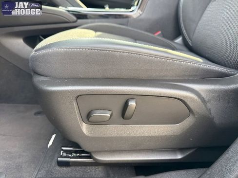 Used 2023 Buick Envision Preferred image 35