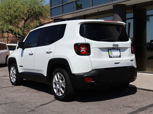 Used 2021 Jeep Renegade Latitude w/ Convenience Group FWD image 9