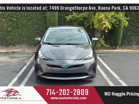 Used 2016 Toyota Prius Two FWD image 3