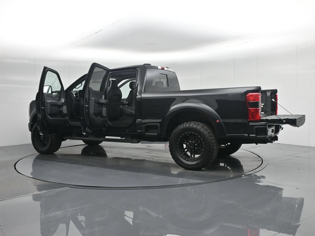 New 2026 Ford F250 Lariat w/ Black Appearance Package AWD/4WD image 44