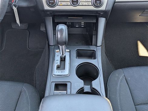 Used 2016 Subaru Legacy 2.5i Premium image 18