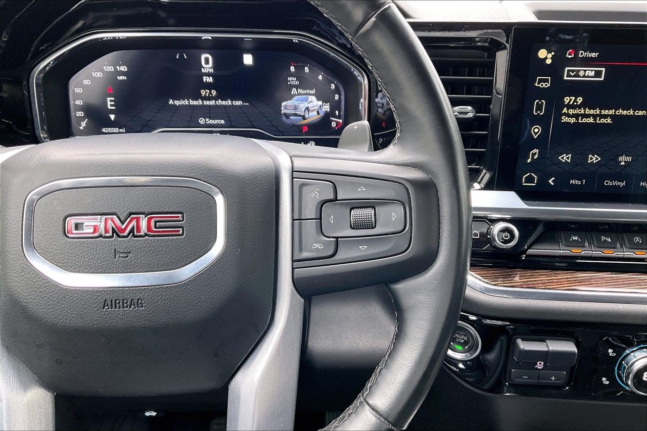 Used 2023 GMC Sierra 1500 Elevation w/ Elevation Premium Package AWD/4WD image 30