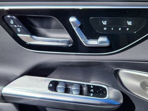 New 2026 Mercedes-Benz GLC 300 4MATIC image 11