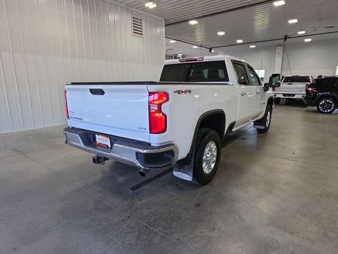 Used 2024 Chevrolet Silverado 3500 LTZ AWD/4WD image 8