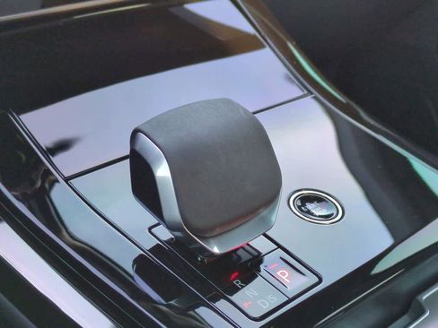 Certified 2025 Land Rover Range Rover Sport Dynamic SE image 34