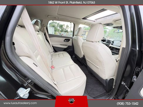 Used 2023 Nissan Rogue SL w/ SL Premium Package AWD/4WD image 40