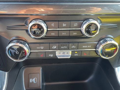 Certified 2022 Ford F150 XLT w/ Equipment Group 302A High image 19