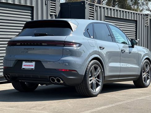 New 2026 Porsche Cayenne S image 8