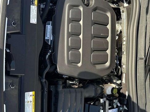New 2026 Volkswagen Tiguan SE FWD image 26