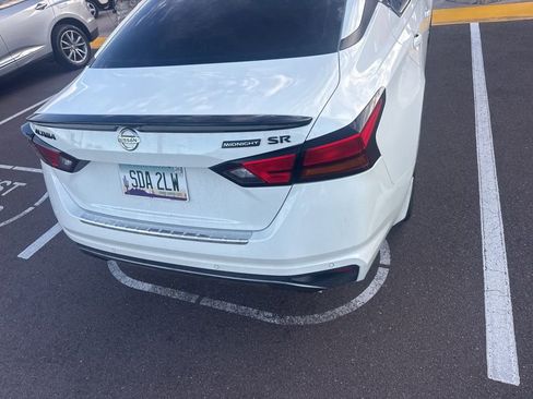 Used 2022 Nissan Altima 2.5 SR w/ Midnight Edition Package image 6