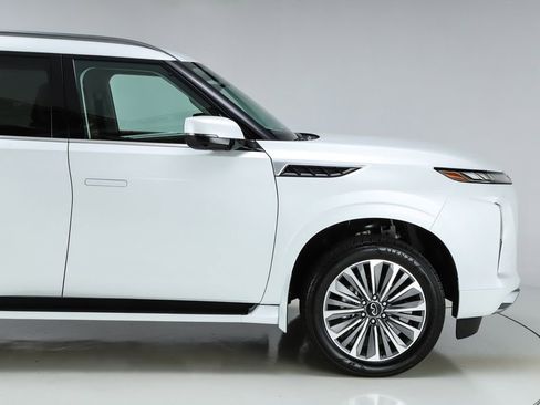 New 2026 INFINITI QX80 Luxe w/ Cargo Package AWD/4WD image 12