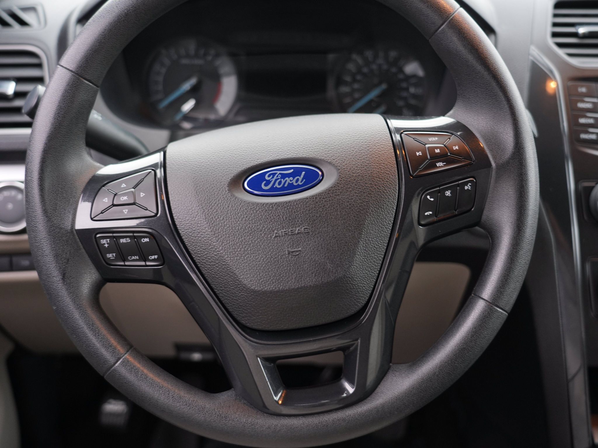 Used 2018 Ford Explorer 4WD image 24