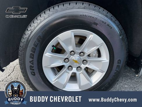 Used 2021 Chevrolet Silverado 1500 LT w/ Safety Package RWD image 12