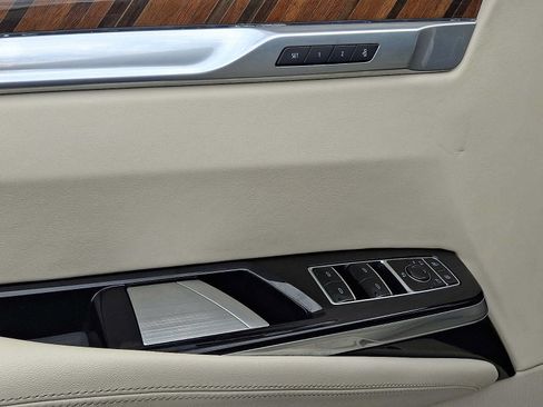 Certified 2025 Cadillac Escalade Sport Platinum w/ LPO, Floor Liner Package AWD/4WD image 14