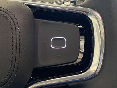 Used 2026 Lincoln Nautilus Reserve image 20